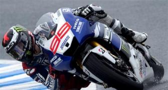 MotoGP: Lorenzo's Japan win keeps Marquez waiting