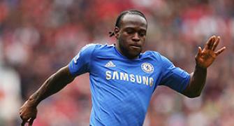 Liverpool adds Moses to deadline day signing