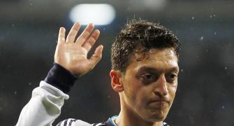 Minorities say #metwo after Ozil quits