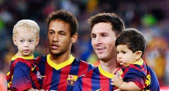 Messi says emotional goodbye to Neymar