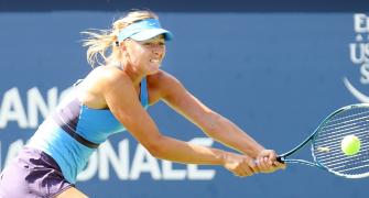 Rogers Cup: Sharapova advances; Raonic keeps Canadian party alive
