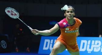 Saina, Srikanth enter semis at World Super Series Finals