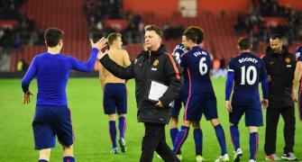 Van Gaal still chasing perfection at in-form United