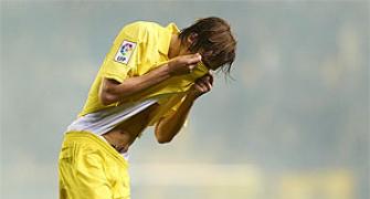 Villarreal match suspended after smoke bomb thrown