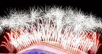 Sochi closing ceremony paints hosts Russia in softer colours