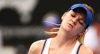 Radwanska, Wozniacki lose in Sydney; Hewitt pulls out of Kooyong
