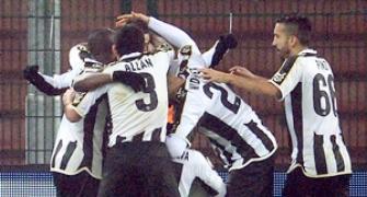 Italian Cup: Udinese shock Inter as Roma also advance