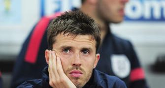 Injured Carrick pulls out from England squad