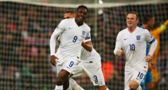 Welbeck's England Euro dream over, faces nine months out