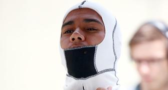Abu Dhabi GP: Pressure? No pressure, says Hamilton