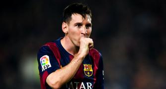 Magical Messi leaves La Liga greats trailing