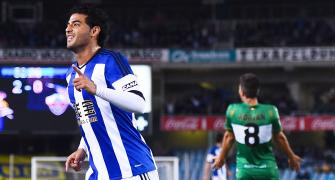 La Liga: Vela hat-trick earns Moyes his first win with Sociedad