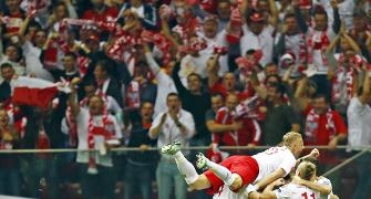 Euro 2016 qualifiers: Poland stun world champions Germany