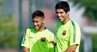 Barca's Neymar looking forward to Suarez strike partnership