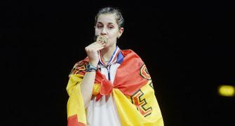 Badminton World Championships: Marin stuns Li to win women's title