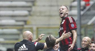 Serie A: Milan win 5-4 thriller as Inter hit seven past Sassuolo