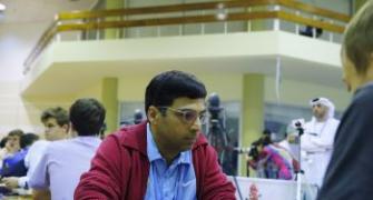 Anand closes in to title victory in Bilbao Masters
