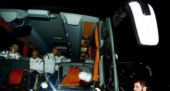 Fenerbahce want league suspended after attack on team bus