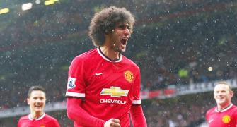 Football Extras: United agree fee with Shandong for Fellaini