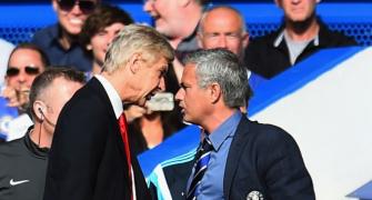 Wenger must end Mourinho jinx to slow Chelsea charge