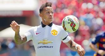 Depay proud to wear United's famous No 7 shirt