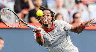 Local favourite Monfils pulls out of French Open