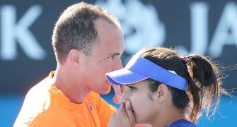 Paes-Hingis in Aus Open final; Sania-Soares lose in semis