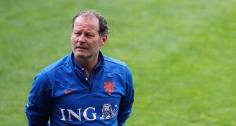 Netherlands appoint Blind to replace Hiddink as coach