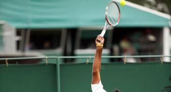 Bopanna-Mergea upset Bryan brothers to enter Wimbledon semis