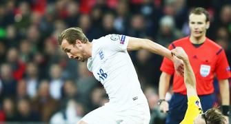 Euro 2016 qualifiers: England thrash Lithuania