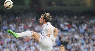 Bale extends Real Madrid contract to 2022