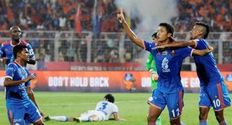 ISL PHOTOS: Dudu, Haokip hat-tricks help Goa sink Mumbai