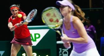 WTA Finals: Sania-Martina make winning start