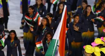 Watch: Bindra leads India at Parade of Nations in Rio