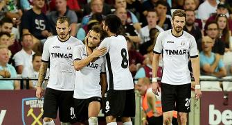 West Ham ousted by Romanian Astra in Europa playoff