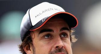 'Alonso very happy at McLaren'