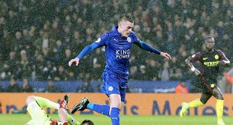 PHOTOS: Leicester thrash City, Arsenal go top