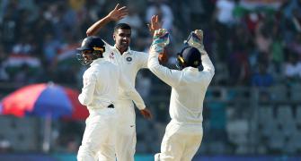 Ashwin's magic: English all out in 32 minutes!