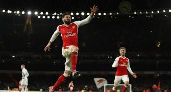 Arsenal's go-to guy, Giroud reminds Wenger of his worth