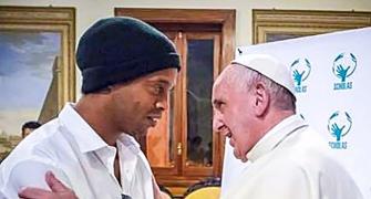 PHOTOS: Football fan Pope Francis meets Ronaldinho