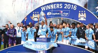 Manchester City beat Liverpool to win League Cup