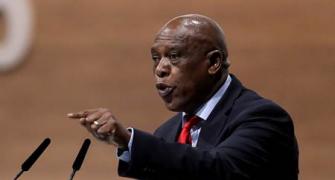 Tokyo Sexwale pulls out before first round of FIFA presidential vote