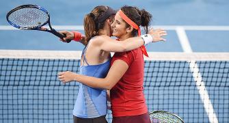 Unstoppable Sania-Hingis equal record winning streak