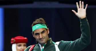 Federer wants names revealed as match-fixing allegations mar tennis