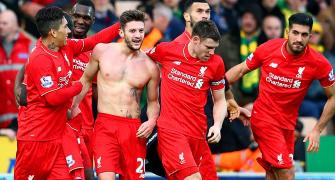 EPL PIX: Liverpool sink Norwich; Leicester fairytale continues