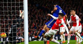 EPL PHOTOS: Arsenal miss chance to return to top