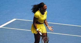 Serena routs Sharapova to reach Aus Open semis