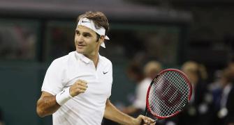 Old guy Federer thanks the luck of the draw at Wimbledon