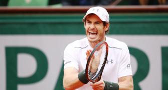 French Open: Murray, Wawrinka to meet in semis; Djokovic, Serena advance