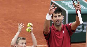 Djokovic, Serena avoid distractions of French Open 'circus'